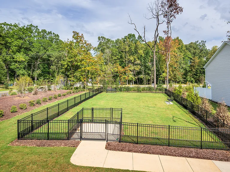 Rosemary Glen — Photo 32