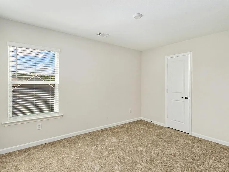 489 Samara Ct S — Photo 18