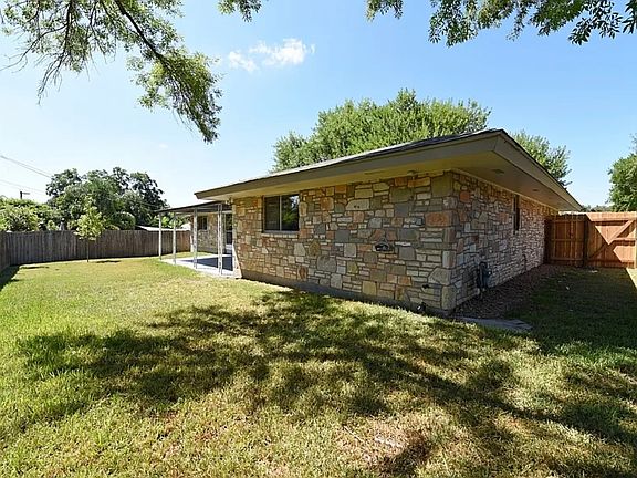 2nd image of 10418 Rockland Dr