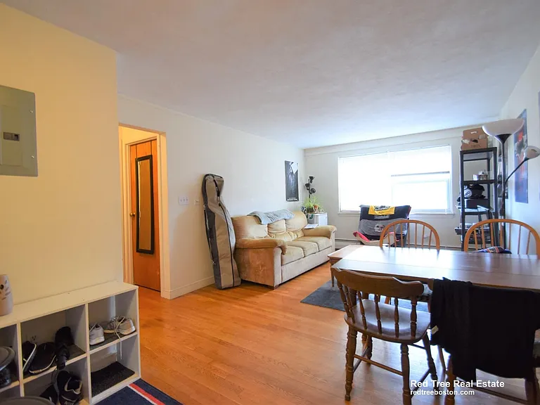 11 Commonwealth Ct #5 — Photo 3