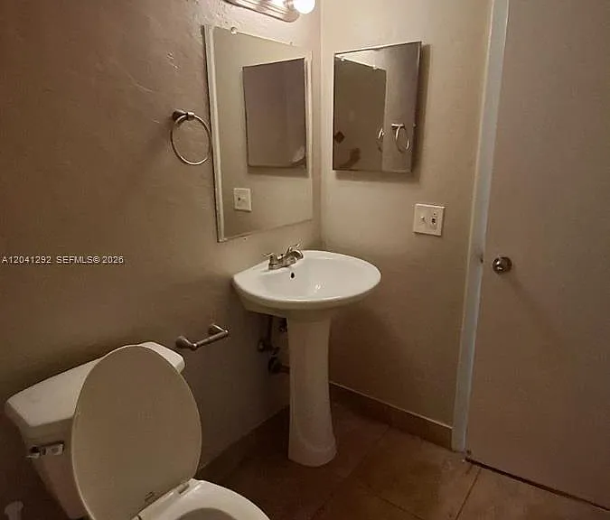 496 NW 165th Street Rd #D612 — Photo 13