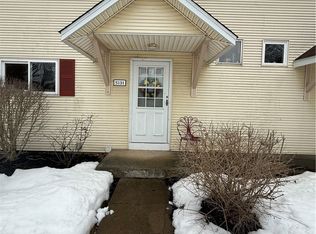 5131 Tuscarora Rd, Niagara Falls, NY 14304