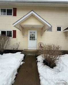 5131 Tuscarora Rd, Niagara Falls, NY, 14304
