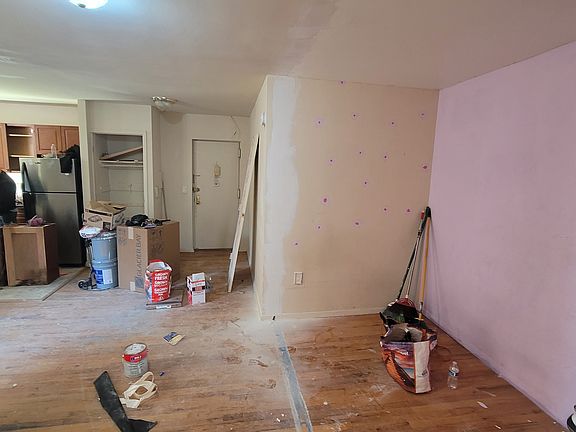 3rd image of 1230 Sheridan Ave APT 2D
