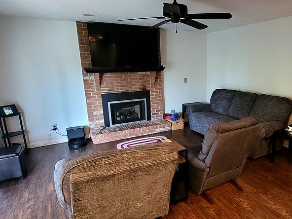 5th image of 3 Country Oaks Dr