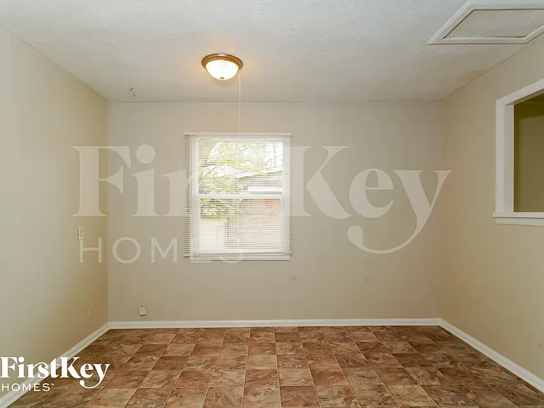 4331 Bertrand Rd — Photo 12