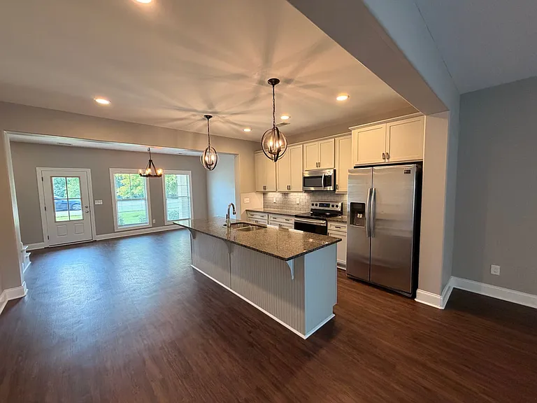 315 E. Clark Blvd (Cottages on Clark Townhomes HOA) — Photo 5