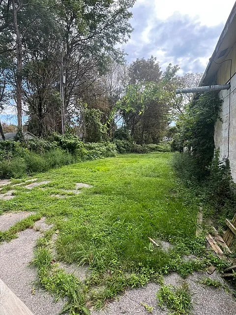 3 bed, 1110 sqft, $1,500 — Photo 3