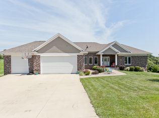 1268 James Ave NE, Swisher, IA