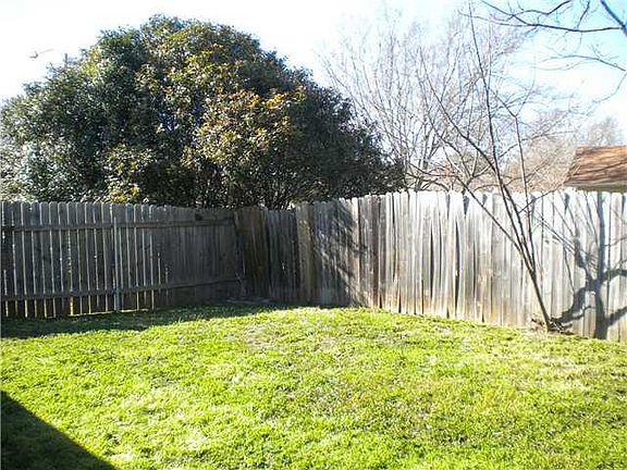 Rear Yard_07182014