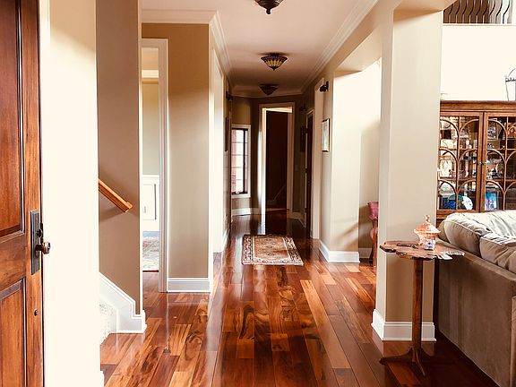 First floor entry hall
