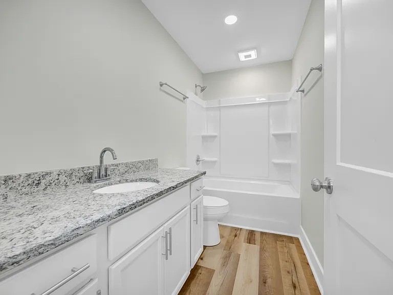 1158 Olympia Ave — Photo 23
