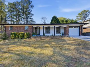 6413 Maddox Rd, Morrow, GA 30260