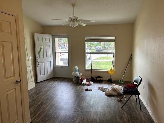 5th image of 2311 Chestnut Hills Dr