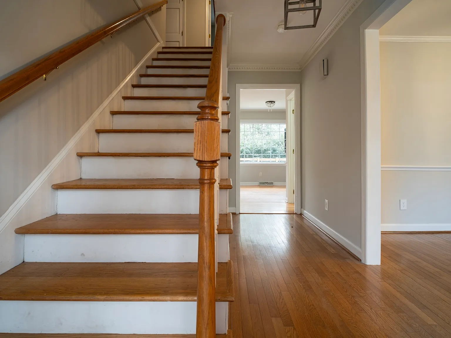 4 bed, 2.5 bath, 2194 sqft, $3,250 — Photo 3