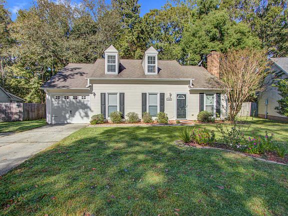 4th image of 110 Orchard Ct