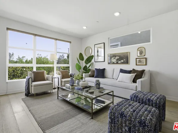 2700 E Chaucer St Unit 23, Los Angeles, CA 90065
