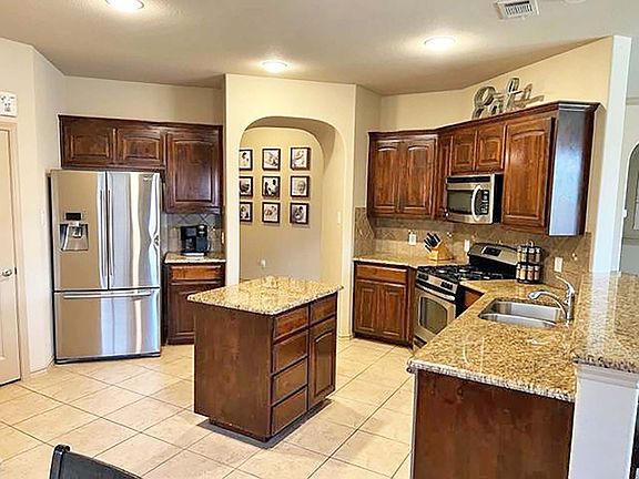 4th image of 2225 Laurel Forest Dr