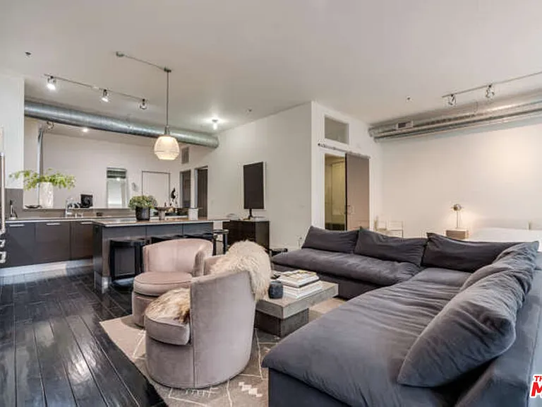 13320 Beach Ave #206 — Photo 12