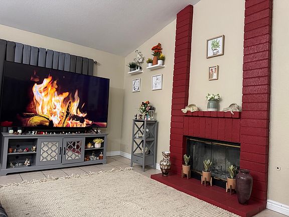 3rd image of 5820 Sandpiper Pl