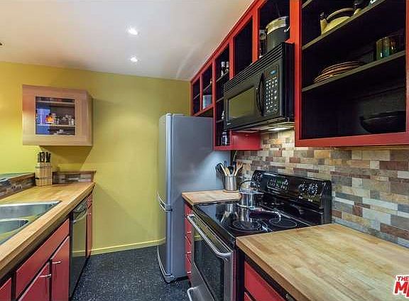 3rd image of 4900 Overland Ave Unit 281