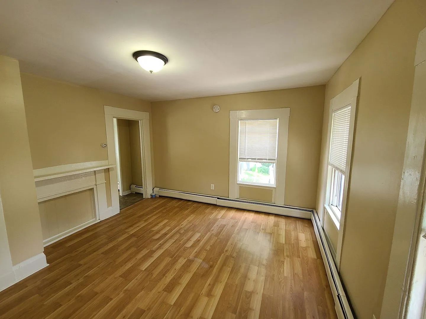 207 - 209 Pine Street — Photo 1