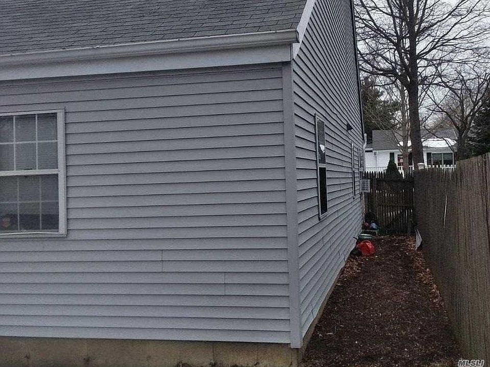 2nd image of 37 Delamere St