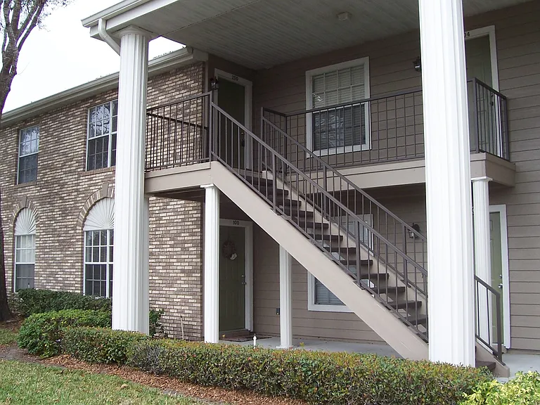 172 Reserve Cir #100 — Photo 1