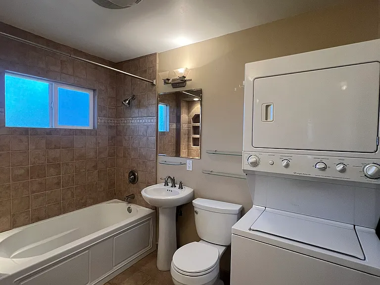 3380 Janet Dr — Photo 16