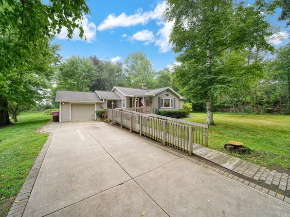 10935 Warner Rd, Concord, MI 49237