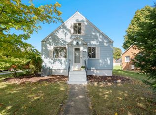 444 W 13th St, Traverse City, MI 49684