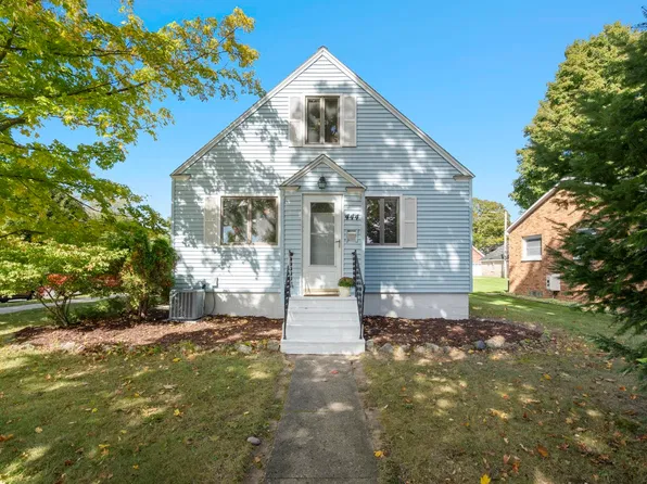 444 W 13th St, Traverse City, MI 49684