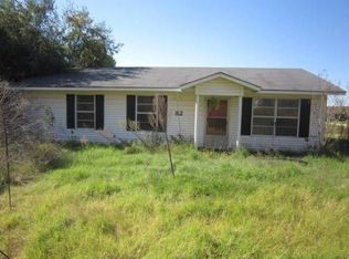 32 Vick Rd, Bradford, TN 38316