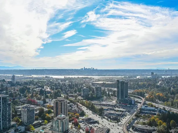 3833 Evergreen Pl #3905, Burnaby, BC V3J 0M2