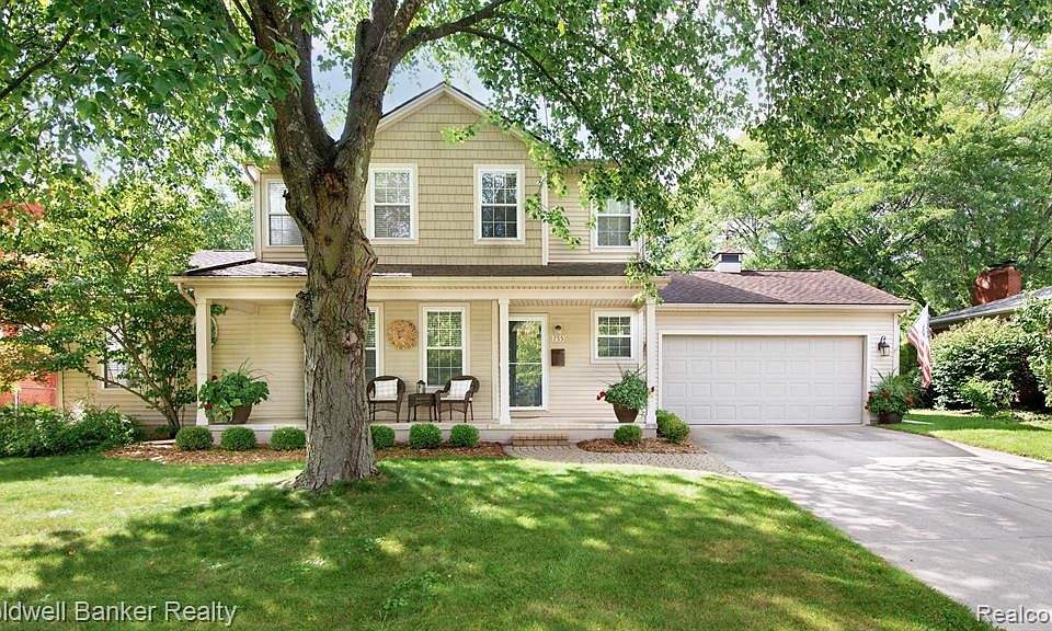 755 Novi St, Northville, MI 48167 MLS 20230078986 Zillow