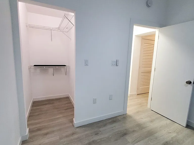 345 SW 31st Ave — Photo 22