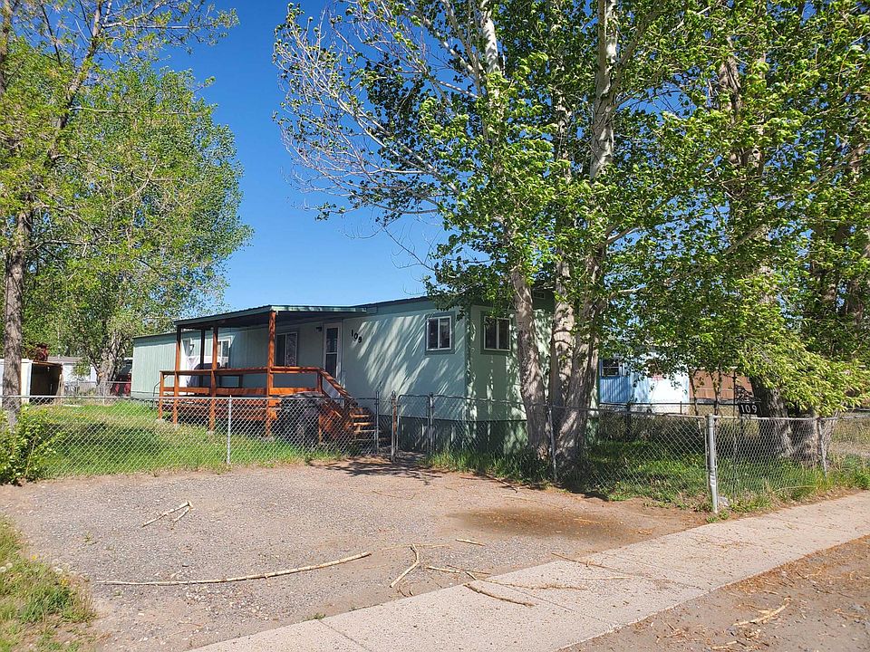 1st image of 109 Firethorn Ln