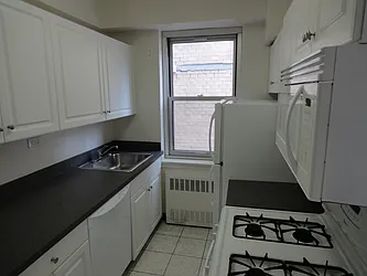 Rented by ER (DO NOT USE)