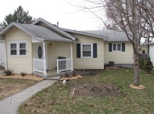 308 S Gates St, Oakland, IA 51560