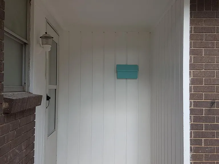 1508 Southern Heights Ave — Photo 3