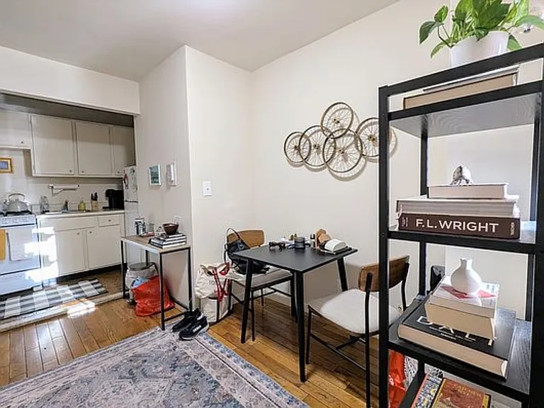 59 W 76th St #2D — Photo 6