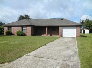 109 Juniper Dr, Ozark, AL 36360