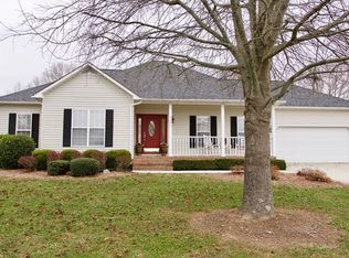 3453 Brookstone Dr, Cookeville, TN 38506