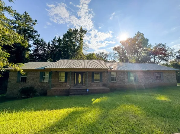 10011 Highway 69, Jackson, AL 36545