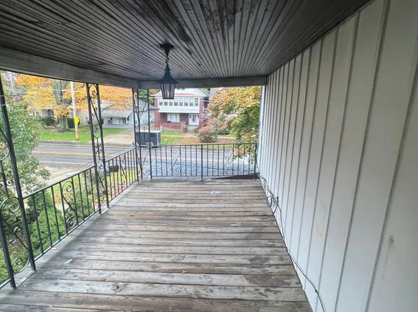 1052-54 W 6TH ST, 1052-54 W 6th St #1054, Erie, PA 16507