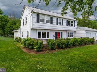 3520 Mullin Ln, Bowie, MD 20715