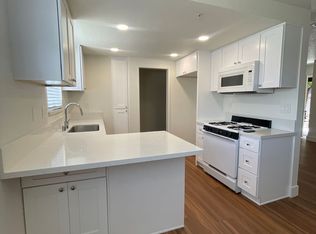 204 E Ash St #11, Brea, CA 92821