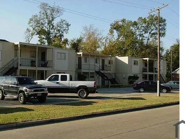 275 N 7th St APT 12, Beaumont, TX 77702