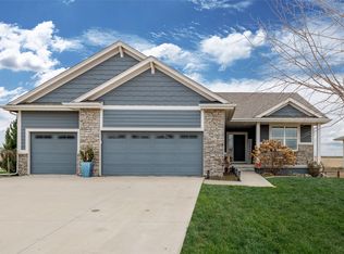 1805 SE Waters Edge Dr, Waukee, IA 50263