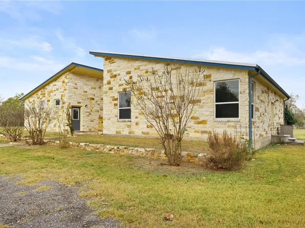 504 North St, Columbus, TX 78934